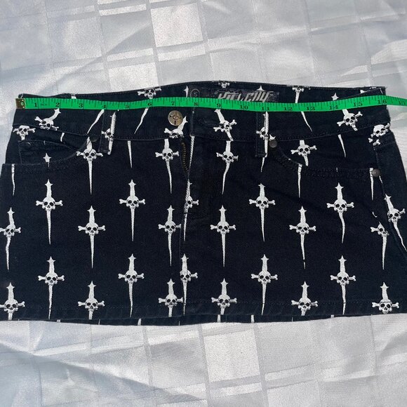 Lip Service Micro Mini - Picture 6 of 12